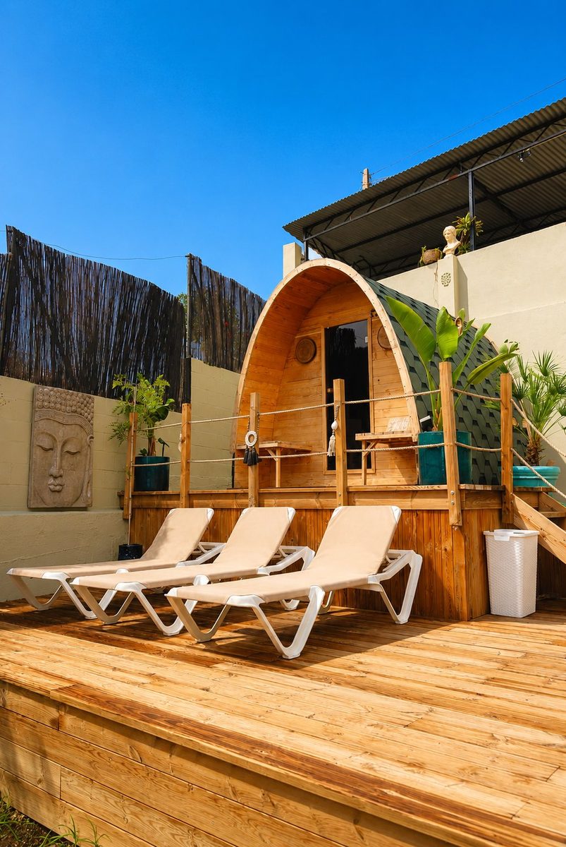 Wooden barrel sauna pod